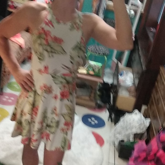 Planet Gold Floral Sweet Skater Dress Very Comfy - Picture 3 of 9